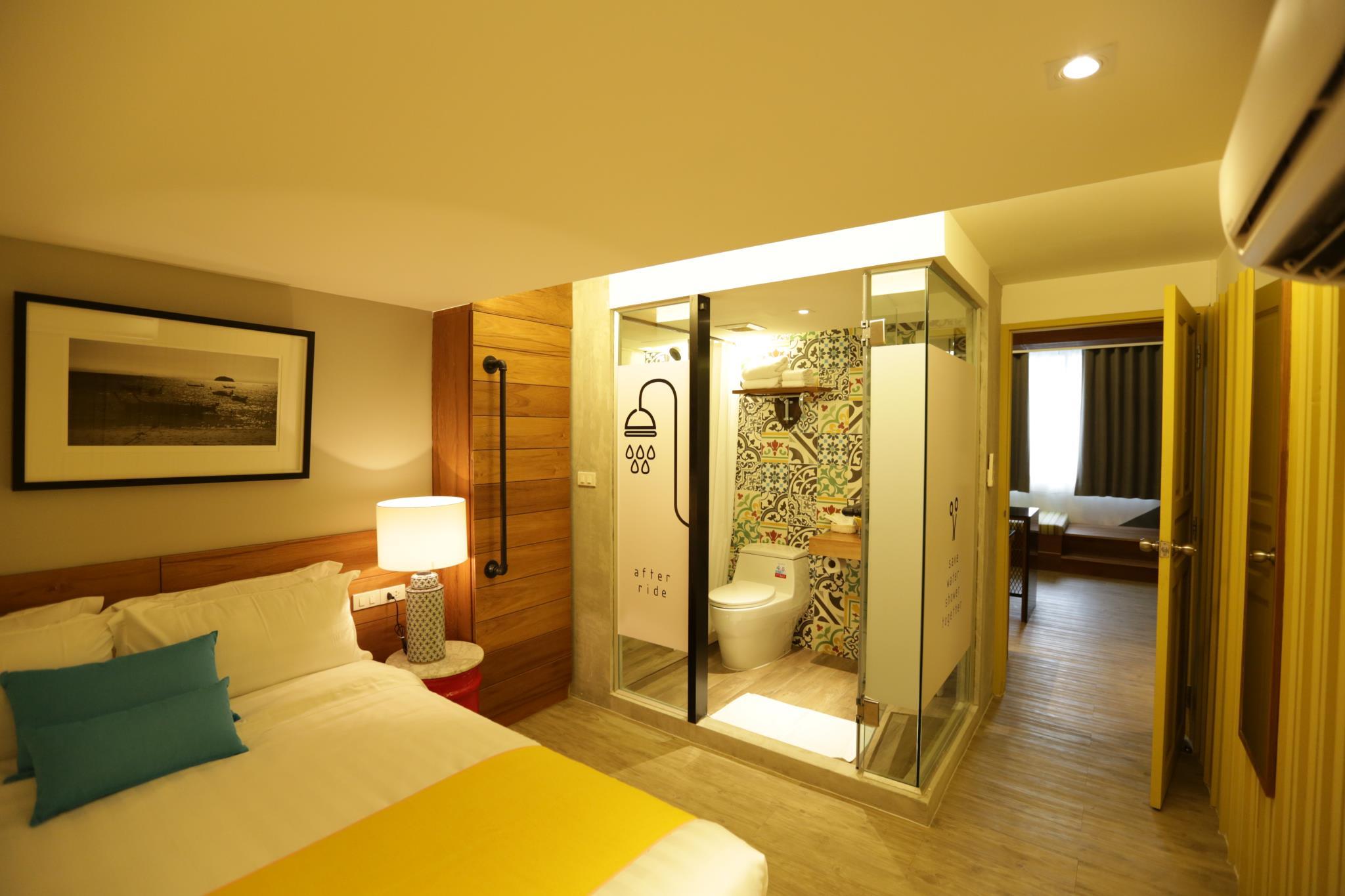 Nandha Hotel Bangkok Exterior photo