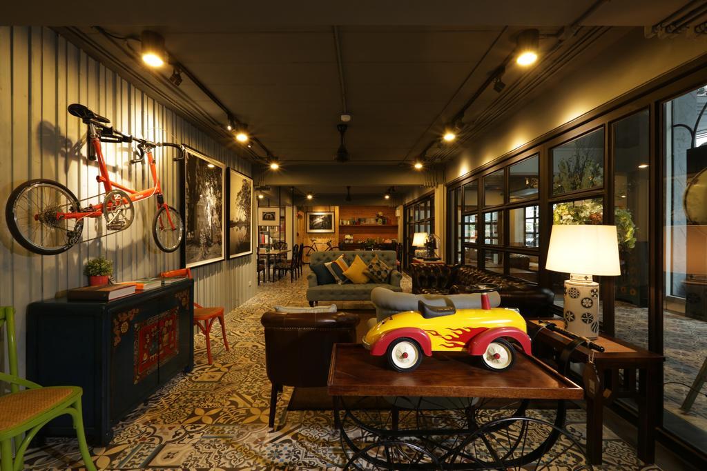 Nandha Hotel Bangkok Exterior photo
